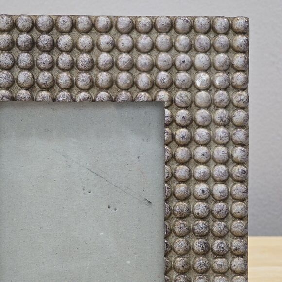 SIXTREES Metal Picture Frame 3D Bubbles for 4x6 Photo - Picture 6 of 10